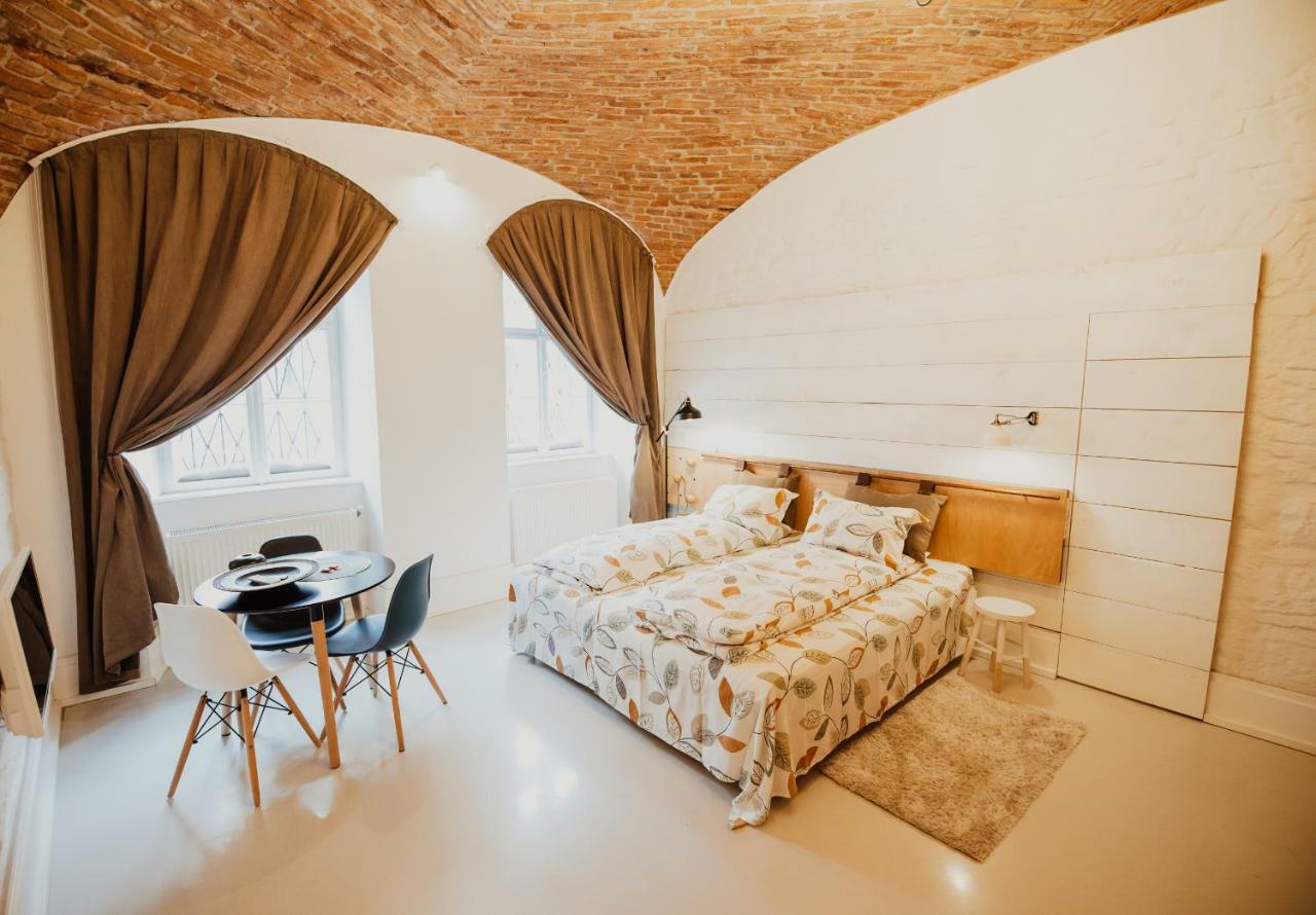 Studio K In Hitoric City Centre Κλουζ-Ναπόκα Εξωτερικό φωτογραφία